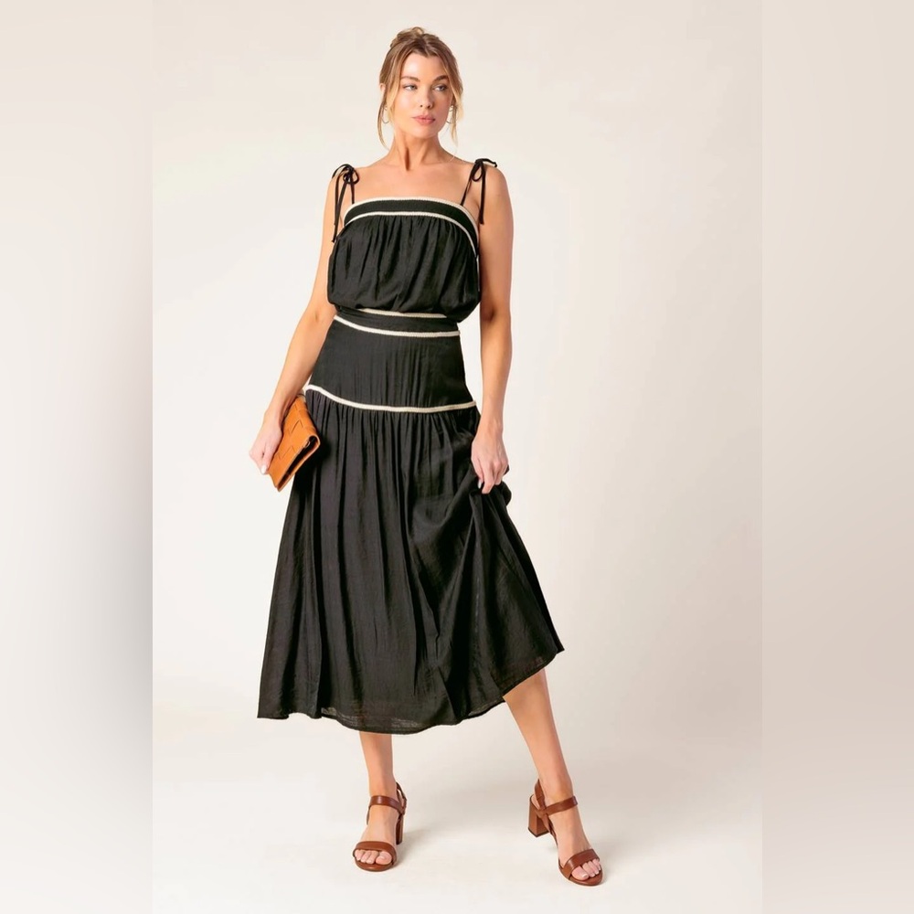 NWOT Flying Tomato Black & Cream Divide & Contour Woven Top & Skirt Set